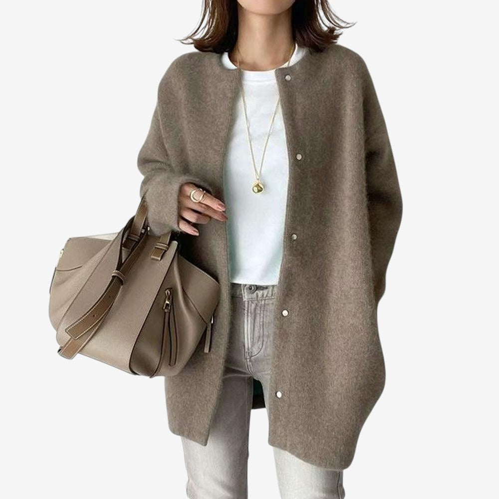Cardigan lungo da donna in maglia